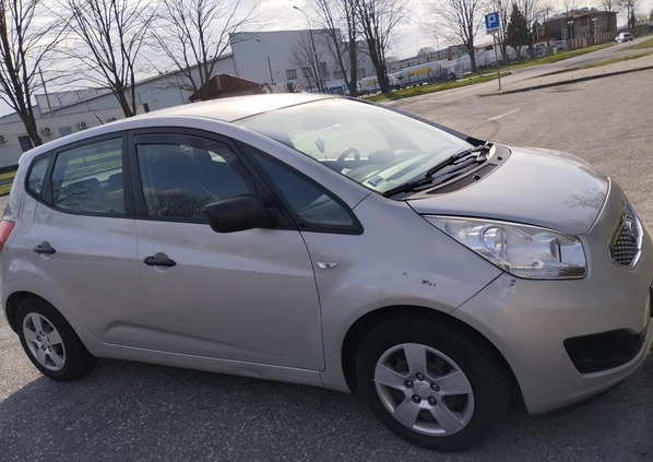 Kia Venga cena 21500 przebieg: 185000, rok produkcji 2011 z Radom małe 137